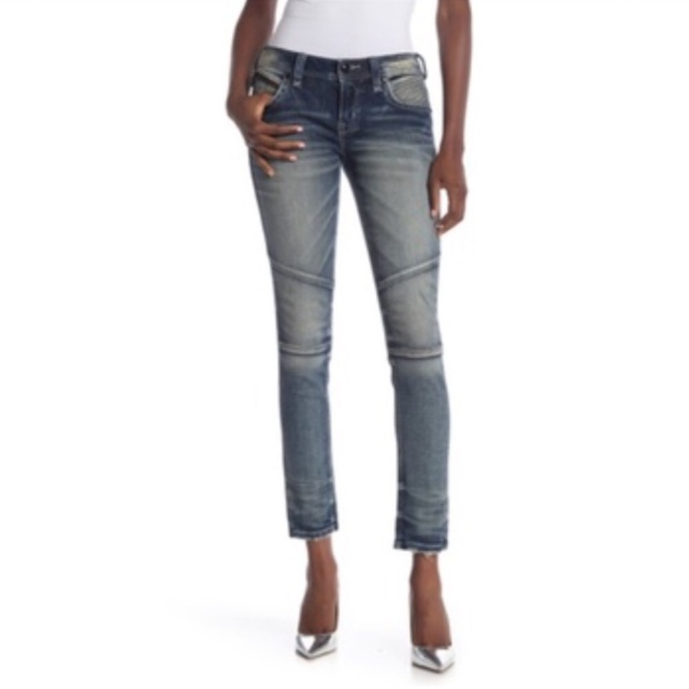ROCK REVIVAL WOMENS DISTRESSED KAMIL MOTO JEANS NWOT